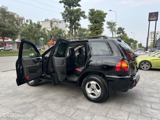 Xe màu đen, nhập khẩu12