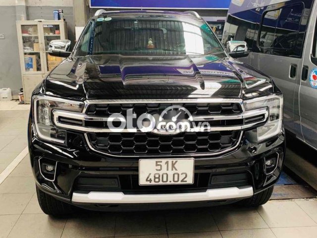 EVEREST TITA FORM 2023 biển SG LƯỚT 8.999km CÓ XHĐ2