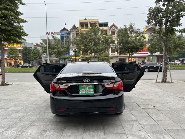 Màu đen, nhập khẩu nguyên chiếc giá cạnh tranh7