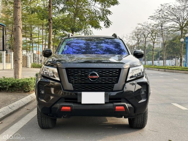 Xe màu đen, 830tr14