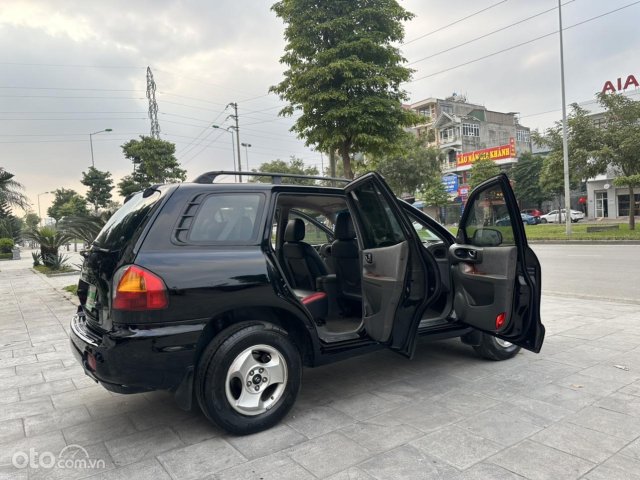 Xe màu đen, nhập khẩu5