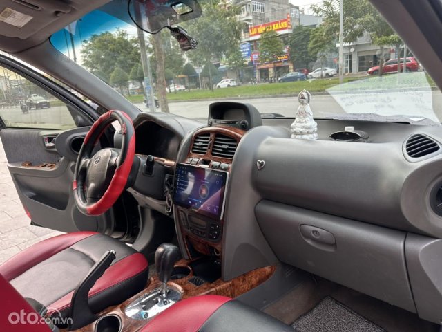 Xe màu đen, nhập khẩu7