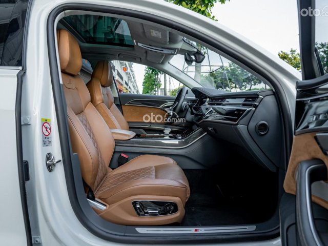 Audi S8 2020 7