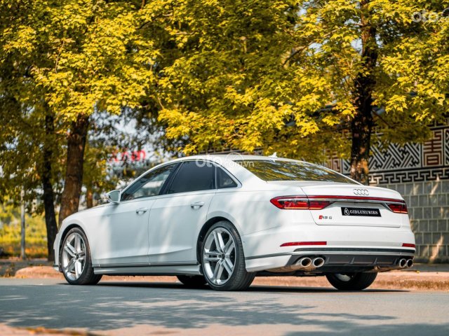 Audi S8 2020 4