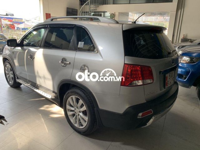 Kia Sorento Xăng 2 Cầu 2011, Nhập Hàn, Xe Gia Đình0