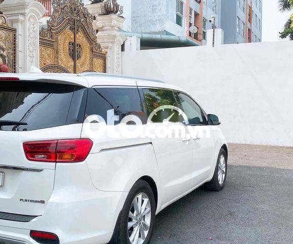 kia sedona 2019 mấy dầu4