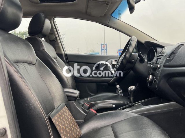 Kia Cerato 1.6 ATFulloptions cửa nóc biển Thần Tài9