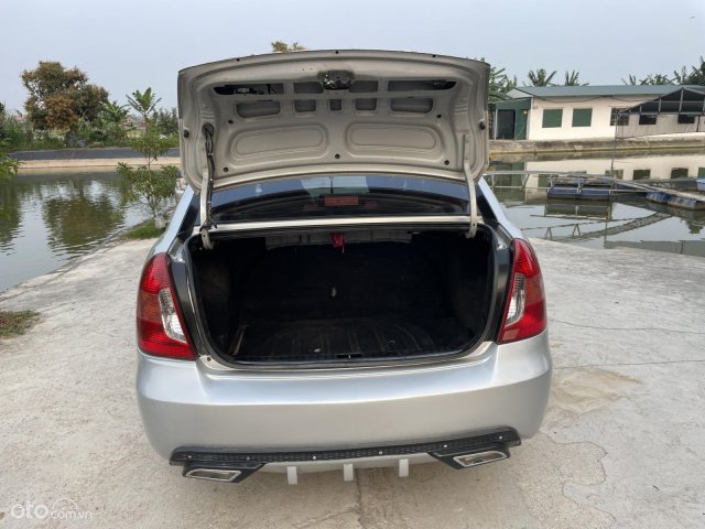 Xe màu bạc, 145tr12
