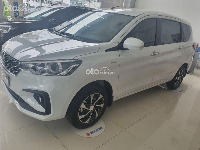 Giao ngay, đủ màu, tặng quà tặng ngay cho khách hàng2