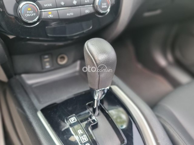 Xe 1 chủ tư nhân từ mới, biển Hà Nội10