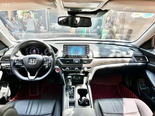 Siêu mới, odo mới 8000km, chất xe như xe mới trong hãng7