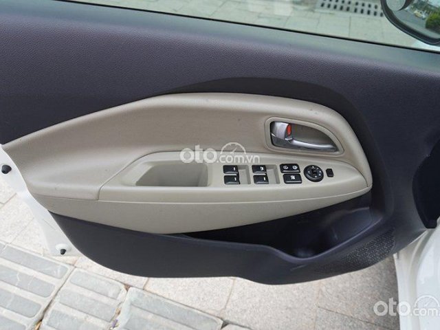 Xe màu trắng, xe nhập, giá cực tốt11