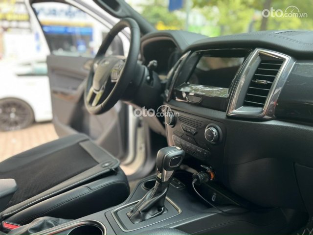 Xe đẹp, giá tốt, hỗ trợ trả góp 70%, xe trang bị Full options2