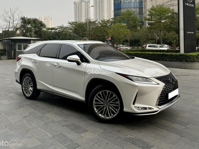 Đăng ký lần đầu 2022, nhập khẩu, giá chỉ 3 tỷ 850tr2