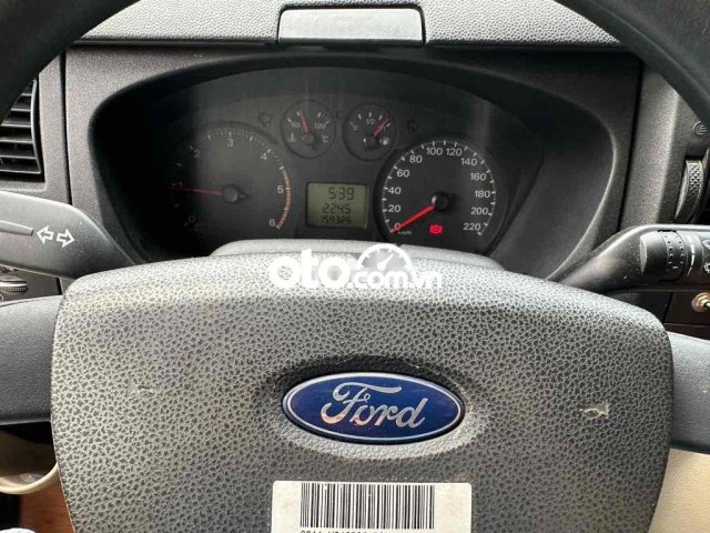 FORD TRAN SIT 16 CHỔ DÒNG GIỮA11