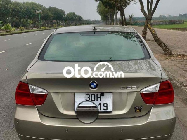 BMW 320i 2007 phom mới0