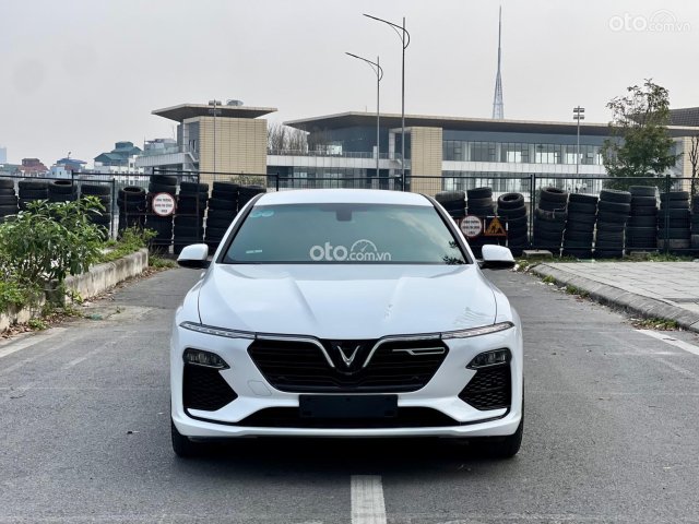 Xe nhập giá 710tr