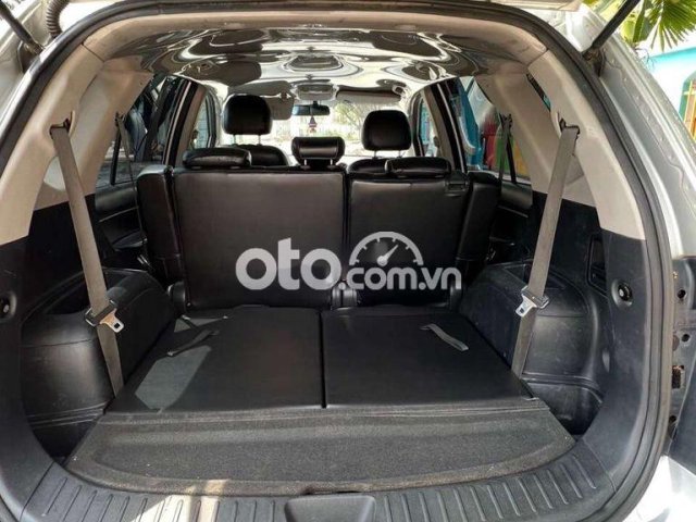 KIA CARENS 2015 BẢN 2.0 MÀU BẠC CẦN BÁN GIÁ 285TR3