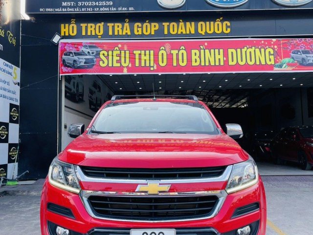 Màu đỏ, nhập khẩu giá cạnh tranh0