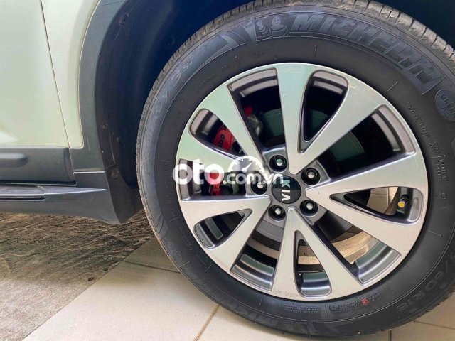 Cần bán KIA SORENTO CRDI (dầu) FULL OPTION.5