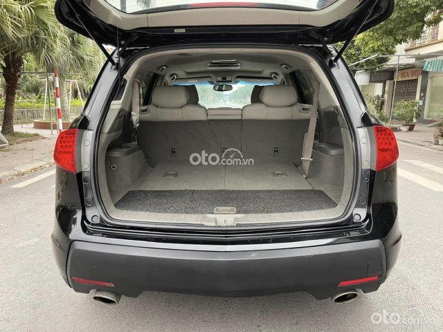 Xe màu đen giá ưu đãi4