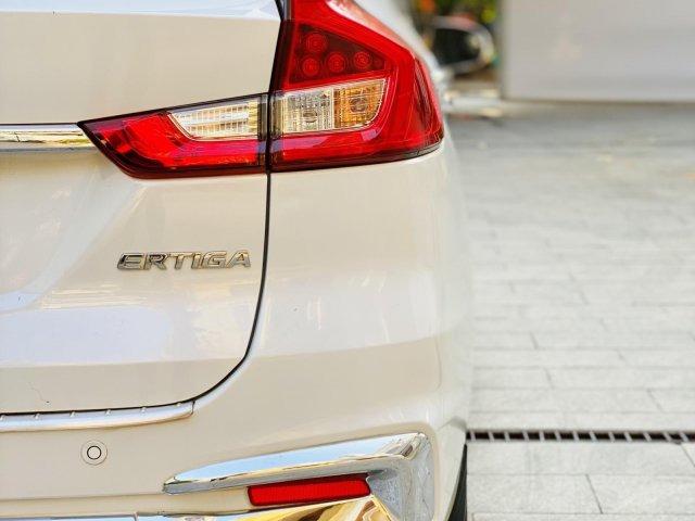 Màu trắng, odo 36.000km8