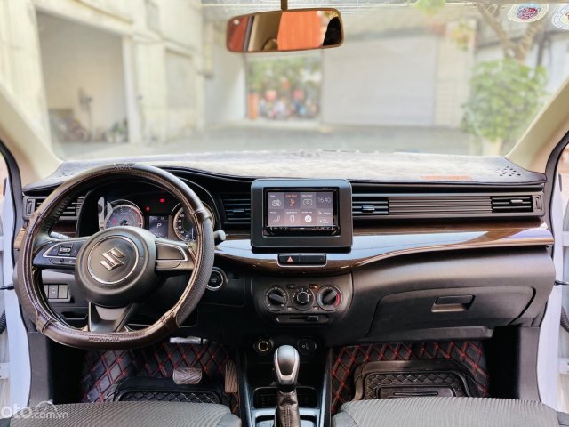 Màu trắng, odo 36.000km12