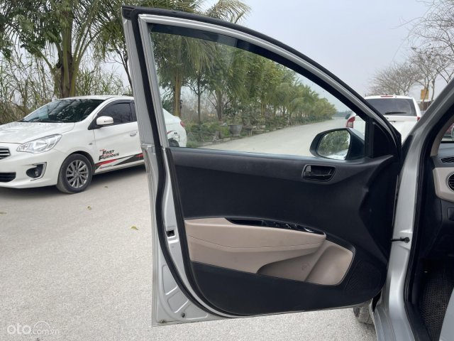 Tên tư nhân, khám phí dài5