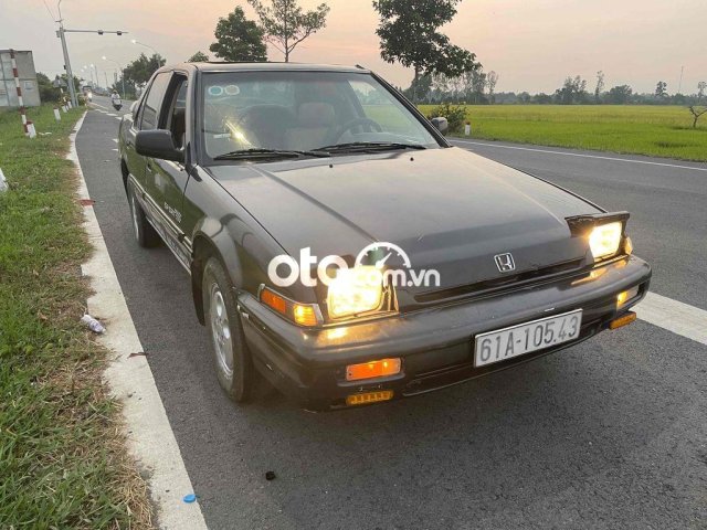 cần bán honda accord0