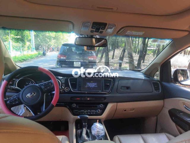 kia sedona 20192