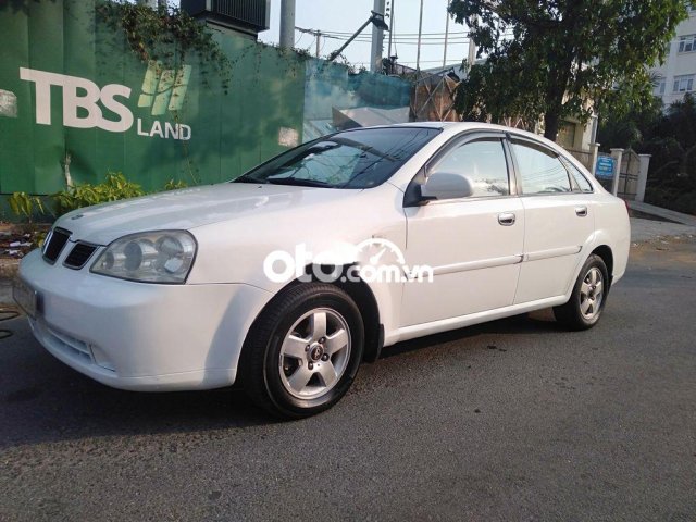 Dawoo Lacetti 2004.Gia đình chính chủ ,sử dụng kĩ0