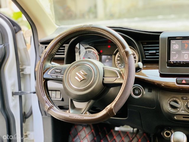 Màu trắng, odo 36.000km11