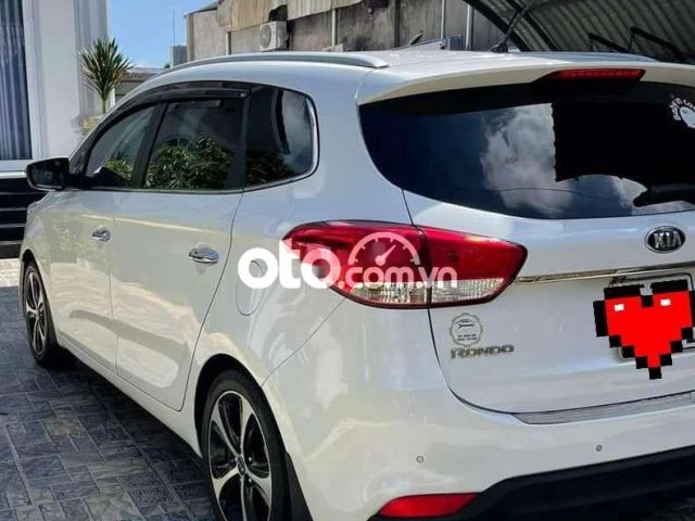 Xe kia rondo số tự động đăng kí lầm đầu T12/20160