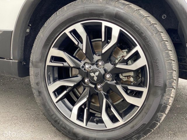 Cần bán xe gia đình giá 755tr18