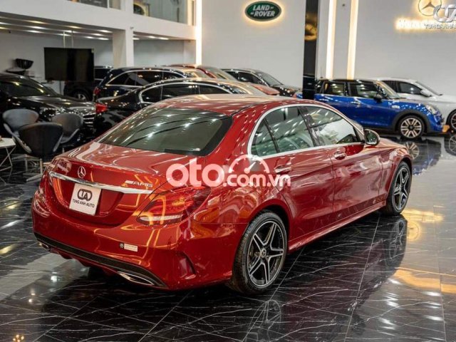 Chưa đến 1 tỷ đã có C300 AMG 2017 để đi 🙉0