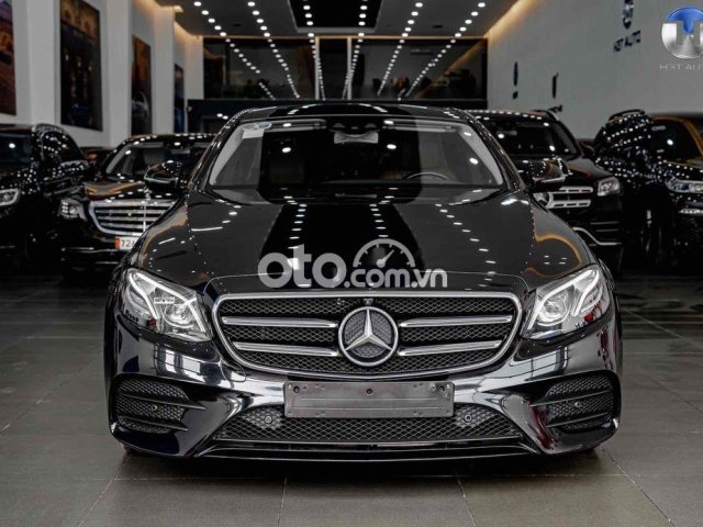 Mercedes E300 AMG Đen/Nâu Cực Mới!