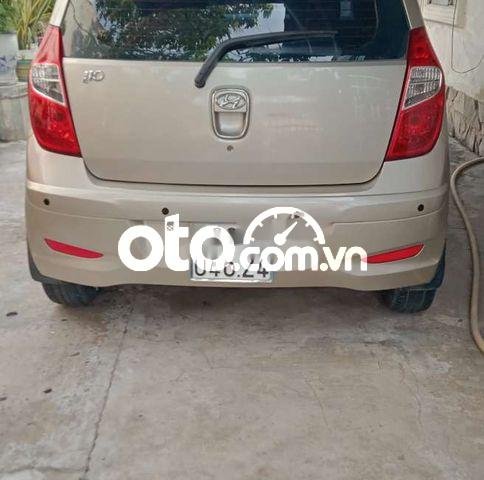 Bán xe i10 nhập khẩu0