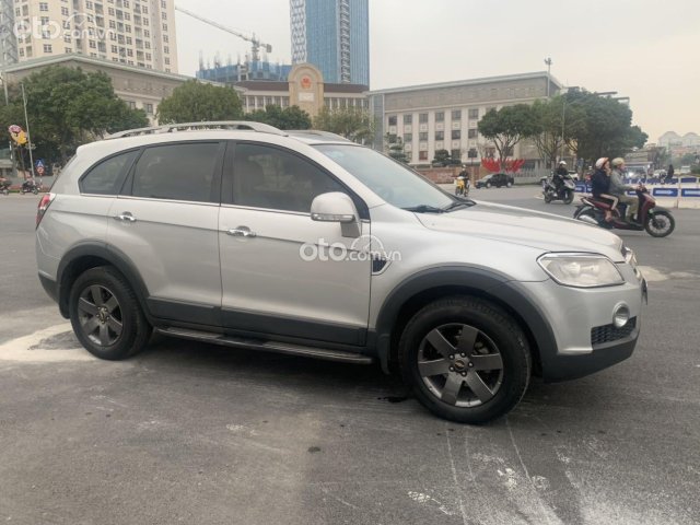 Cần bán gấp xe mới 95% giá chỉ 228tr3
