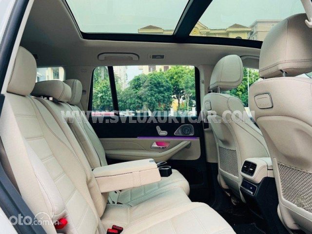 Màu trắng, nhập khẩu nguyên chiếc5