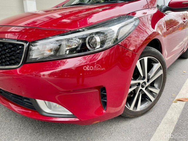 Cần bán xe gia đình sử dụng còn rất mới1