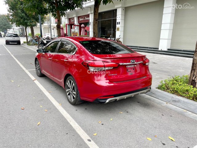 Cần bán xe gia đình sử dụng còn rất mới6