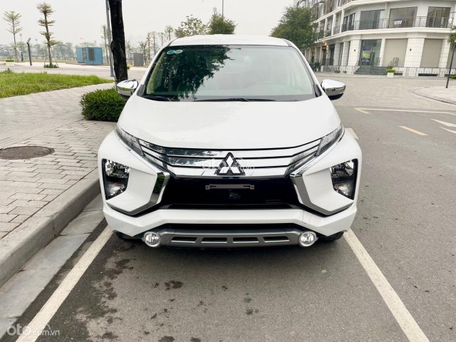 Xe gia đình sử dụng. Xe cực đẹp và rất mới0