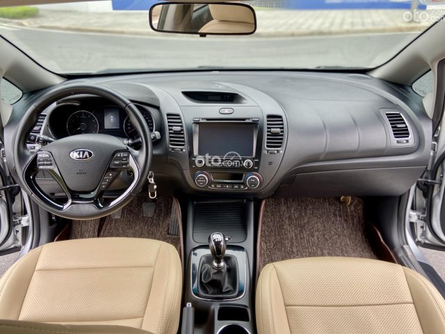 Xe cực đẹp bên e đang chào với giá yêu thương chỉ 395tr10