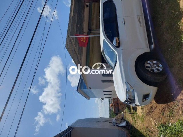 Cần bán navara 12/2016 Số tự động, máy dầu4