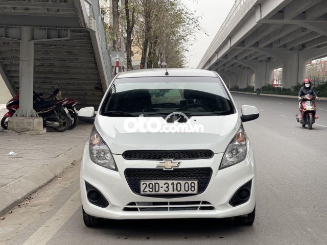 Chevrolet Spark Van 1.2 MT 2017 rất mới0