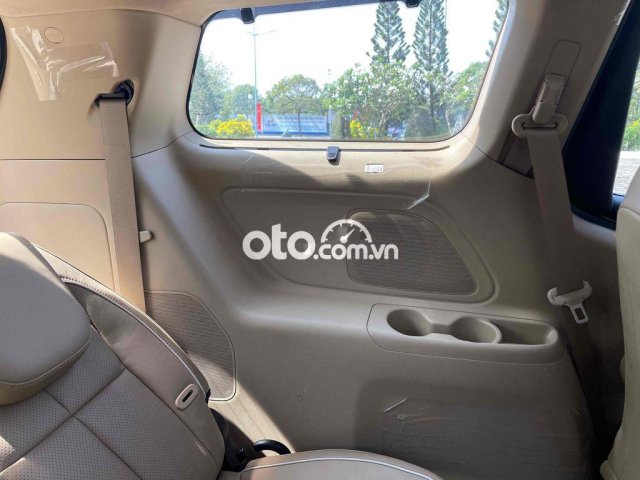 KIA SEDONA 2.2 DATH full dầu 2018 ODO chính chủ sử5