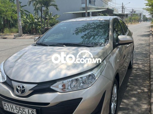 Xe Toyota Vios 2019 màu vàng cát