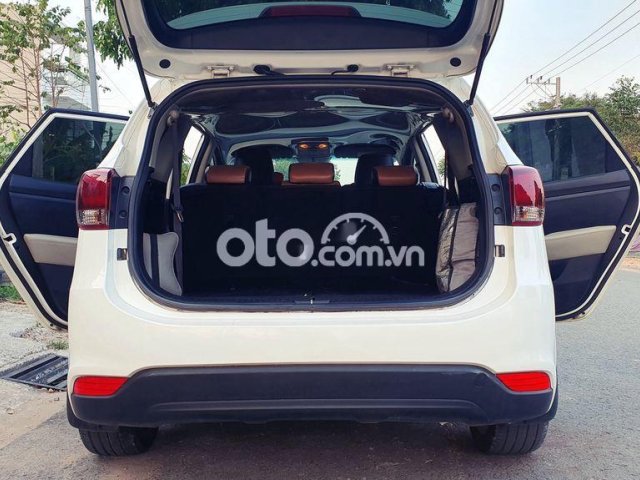Kia Rondo số sàn, đời 2017, màu trắng, odo 78000km5