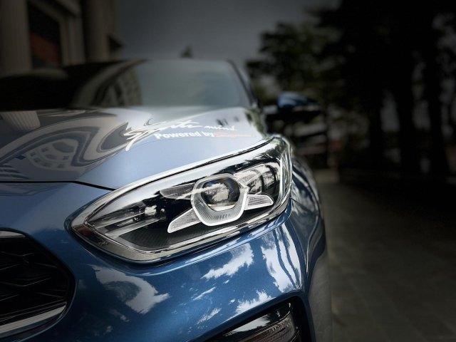 Xe màu xanh lam20