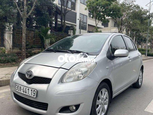 Yaris 1.3 nhập0